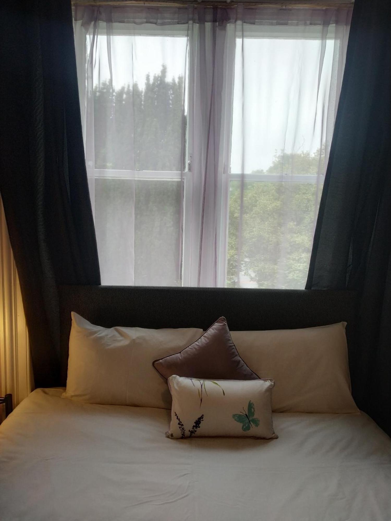 Busby Apartments Глазгоу Екстериор снимка