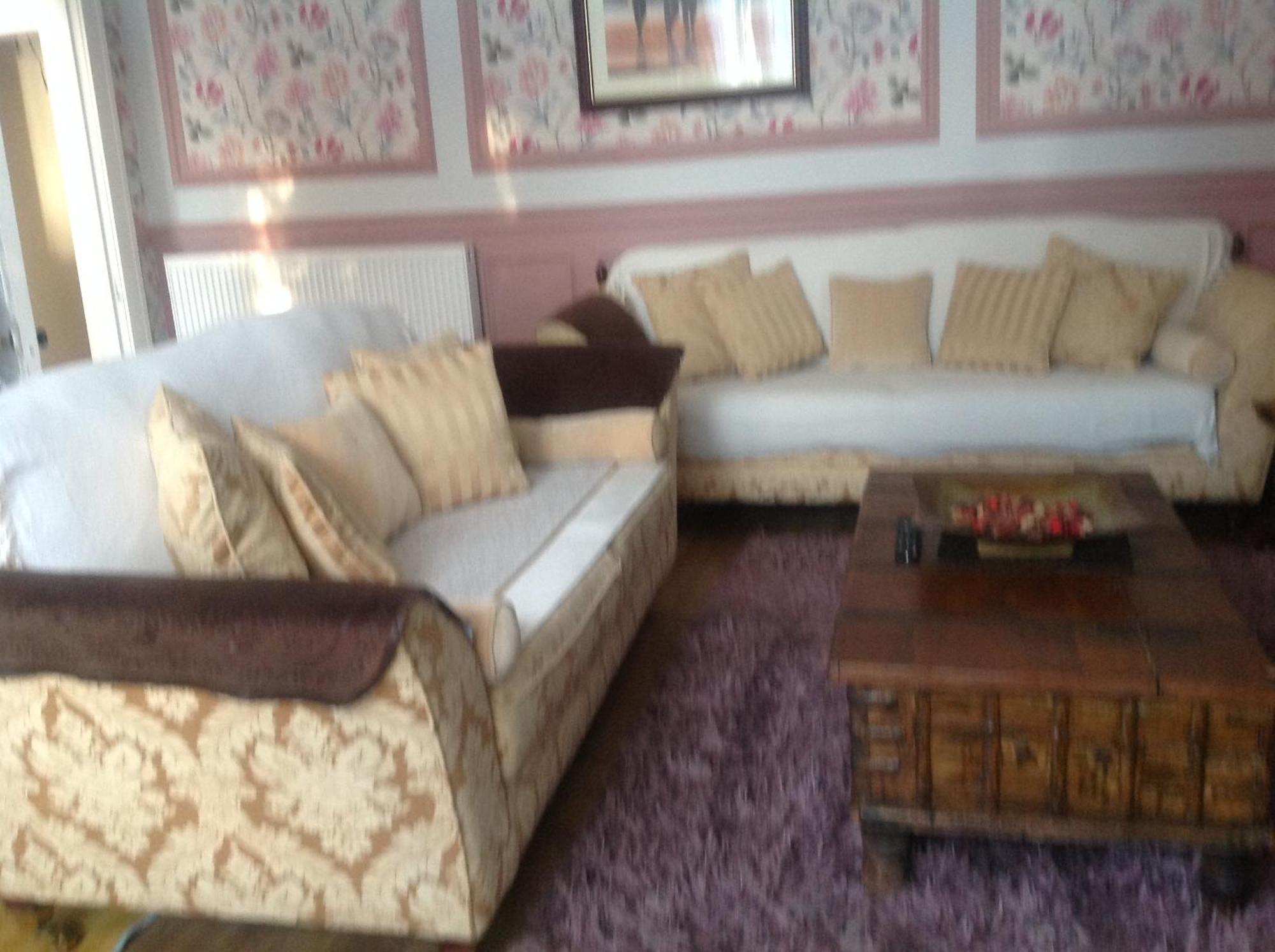Busby Apartments Глазгоу Екстериор снимка