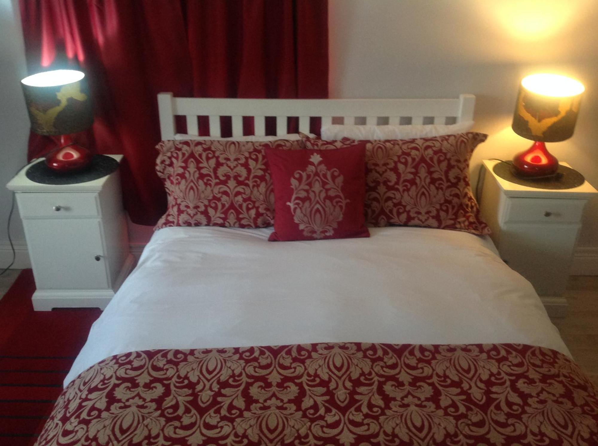Busby Apartments Глазгоу Екстериор снимка